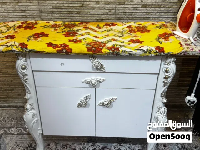ميز ومكوة جديد