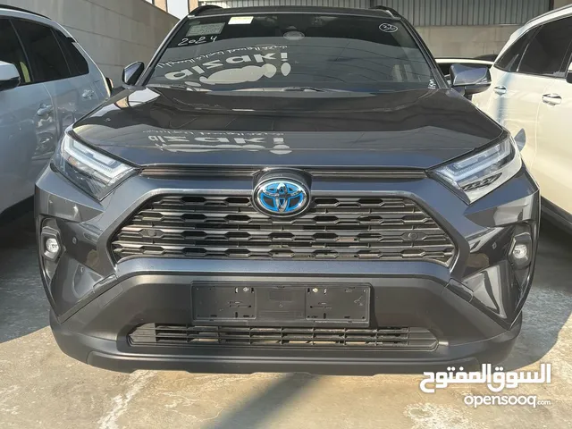 Used Toyota RAV 4 in Zarqa