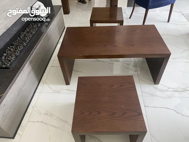 عدد 3 ترابيزات لغرفة جلوس او صالون