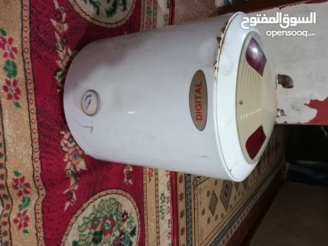 قيزر نوع مصري مستعمل للبيع يحفظ الماء الساخن لمدة 3 أيام معزول ثوم