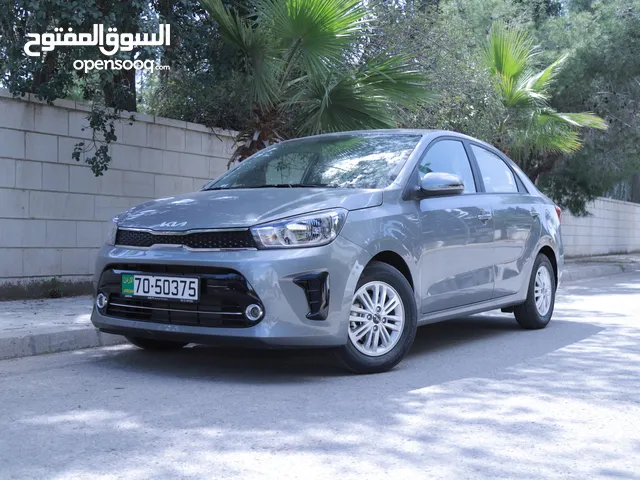 Sedan Kia in Amman