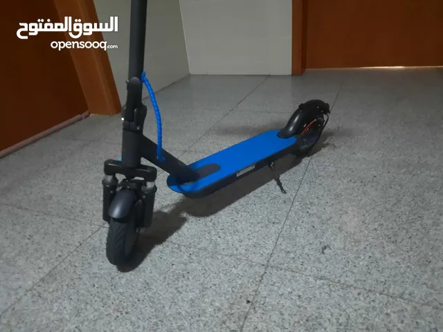 سكوتر كهربائي متوفر اثنين استعمال خفيف جدا من ماركة LIUDAI