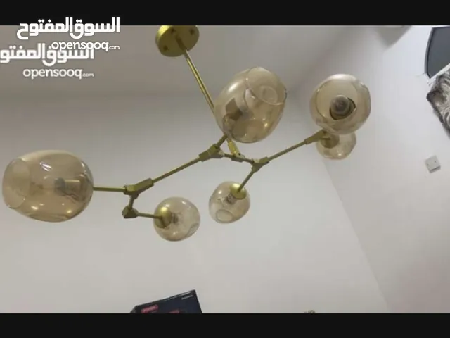 للبيع ثرية أنيقة للإضاءة الداخلية بتصميم فاخر يضفي لمسة راقية على ديكور المنزل، ف