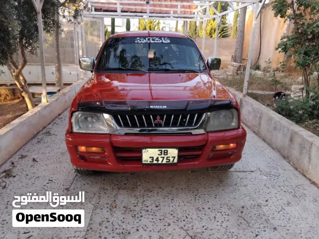 2001 ميتسوبيشي L200 Standard