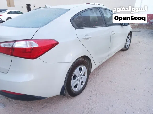 2013 كيا K3 EX