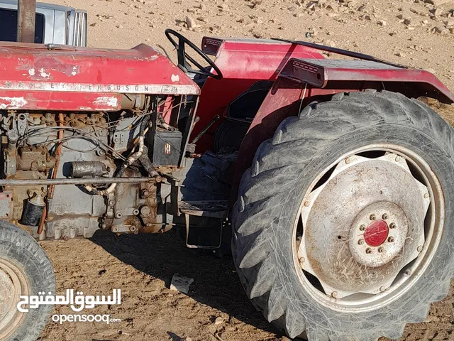 تركتور مسي 165 اربعه غيار ماتور فحص جك فحص كوشوك خلفي جديد ترخيص سنه تنازل فوري موديل 1978