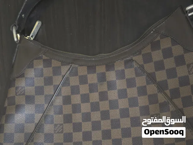حقائب يد نسائية ماركة لويس فيتون