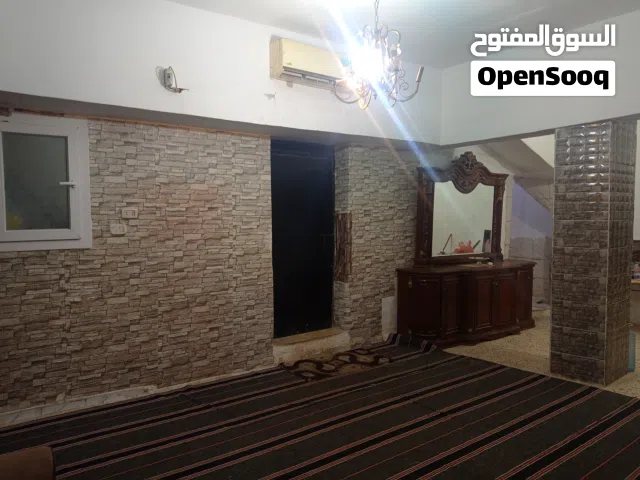 منزل فى الهضبة البدرى عرض الشارع 5 متر
