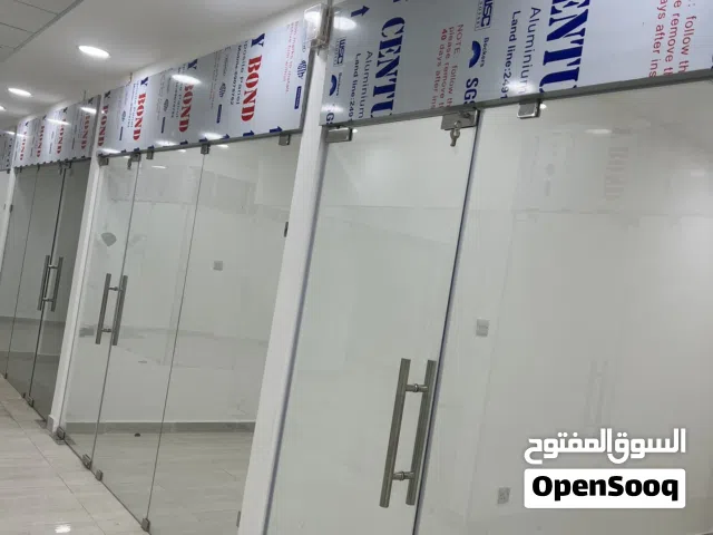 مكاتب للإيجار بالعاصمه وحولي وخيطان  مساحات مختلفه تبدا من 12 متر ل 30 متر