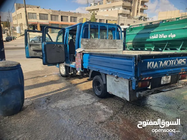 Box Kia 2002 in Amman