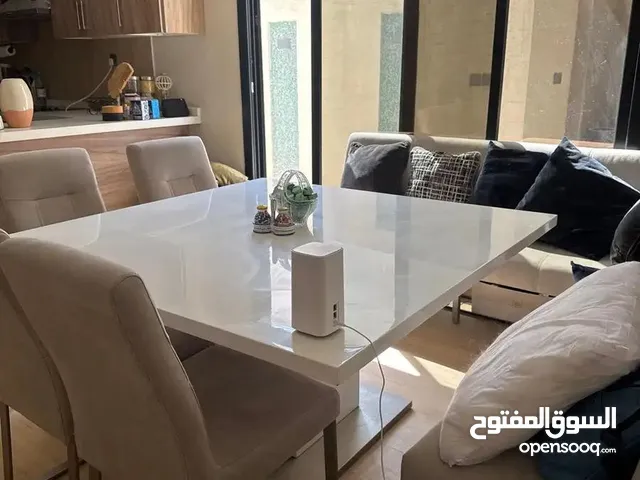 طاولة طعام home center 10 اشخاص