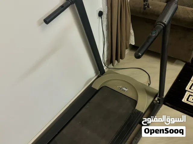 الإله المشي