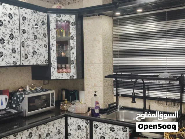 72 m2 3 Bedrooms Apartments for Sale in Zarqa Russayfah