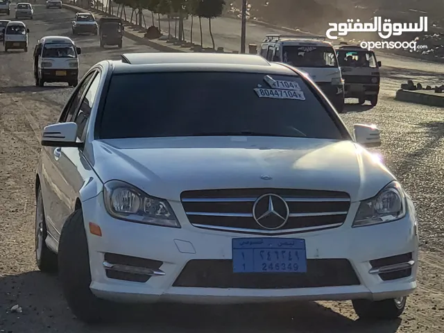 مرسيدس بنزC250 موديل 2014 مكينه 4بستون اقتصادية جدا في استهلاك البترول...
