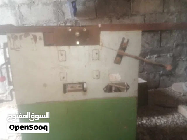 مكينه لتعديل سمك الخشب