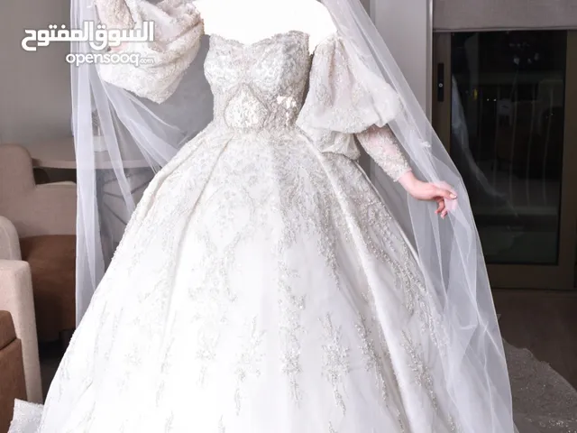 فستان زفاف فاخر مشكوك بالكامل للبيع
