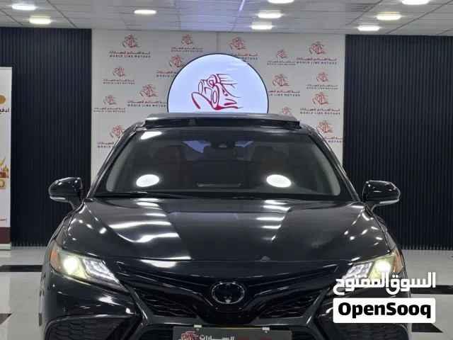 تويوتا كامري 2021 فئة XSE باللون الأسود الملكي والجلد الأحمر الداخلي رفاهية، أناقة، جمال، راحة.....