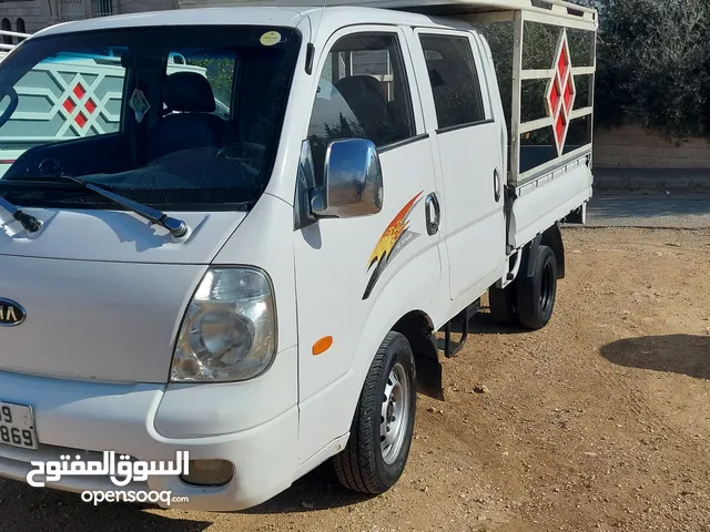 متوفر بكبات كيا دبل كابينة بحالة ممتازة للضمان الشهري والدفع كامل ومقدم