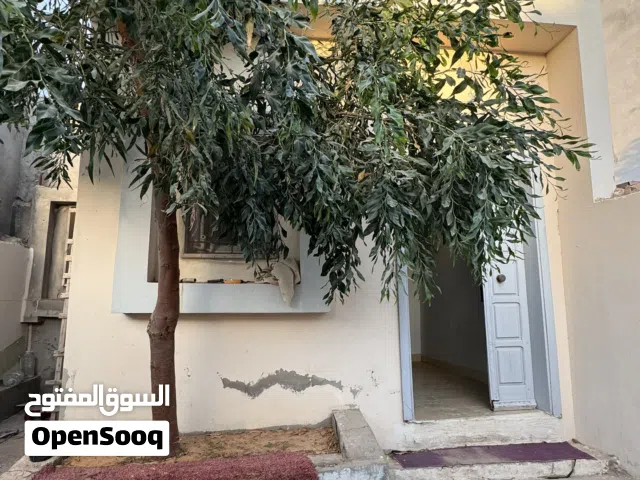 120 m2 2 Bedrooms Townhouse for Rent in Tripoli Souq Al-Juma'a