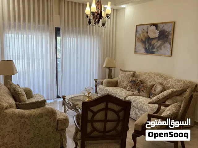 شقة فاخرة للإيجار في ديرغبار