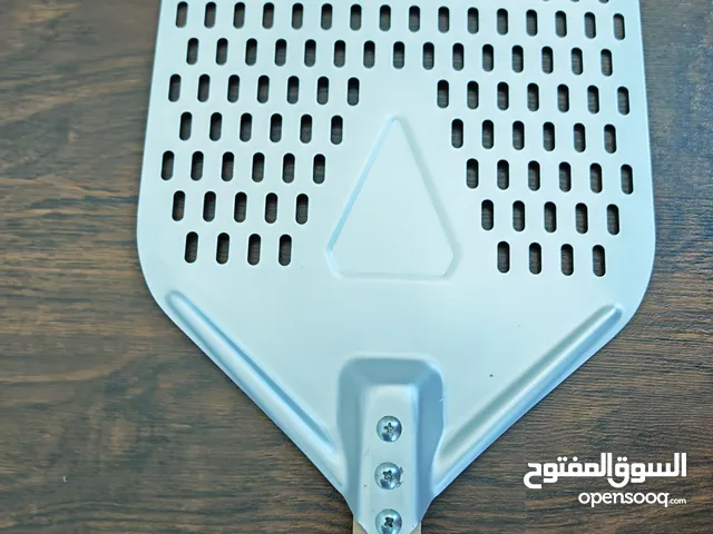 New Bread, Manaeesh or Pizza Peel Shovel مخباز او مطرحة خبز، منائيش او بيتزا جديدة