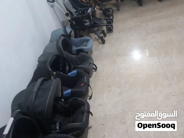 عربايات اطفال وكوتات وكار سيت واسره وأشياء أخرى للبيع