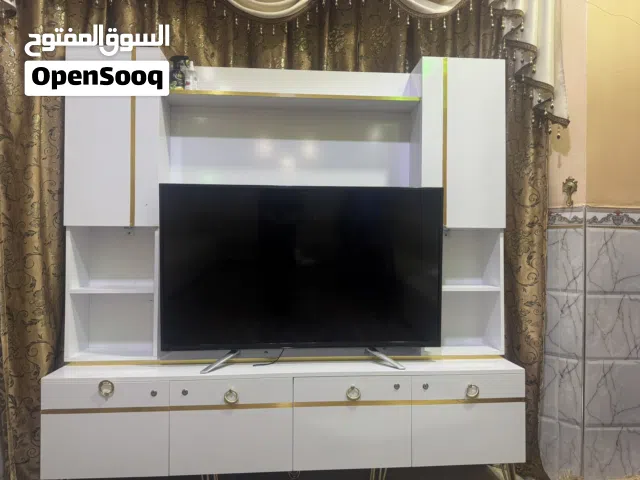 ميز شاشه للبيع