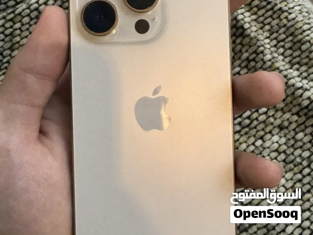 Iphone 16 pro master desert