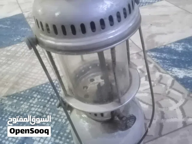 مجسمات مختلفة