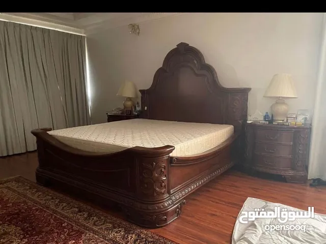 Solid wood Bedroom Furniture for sale size 200x220*