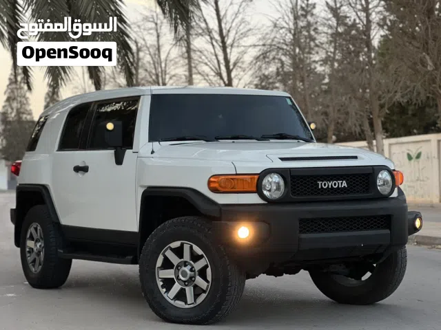 تيوتا اف جي 2012 سليمه زواق الدار