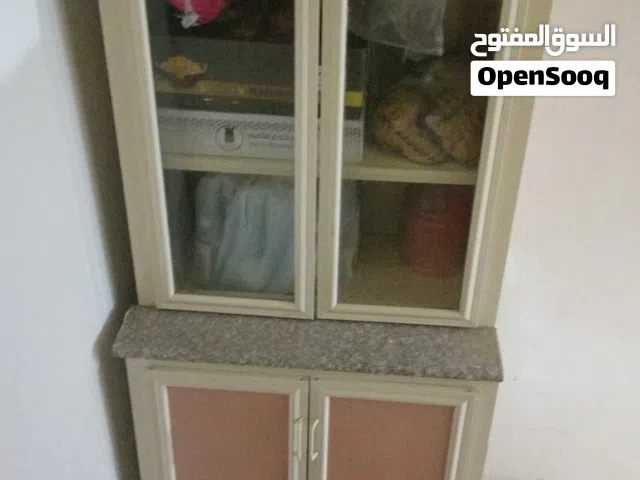 للبيع كبتين