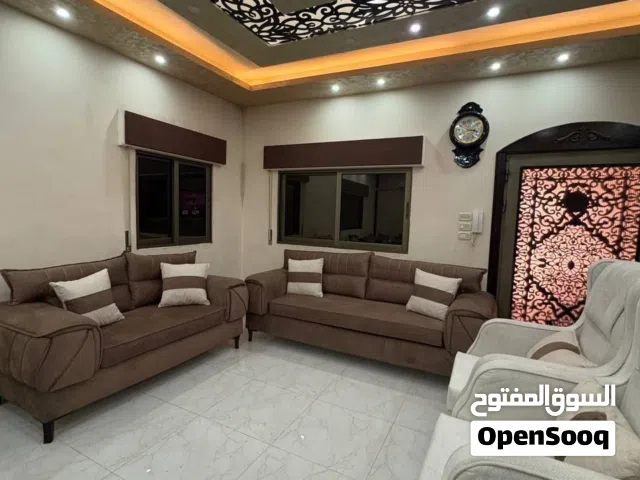 طقم كنب سبع مقاعد فخم جدا سويد كامل قماشه تركيه نوعها البشكير