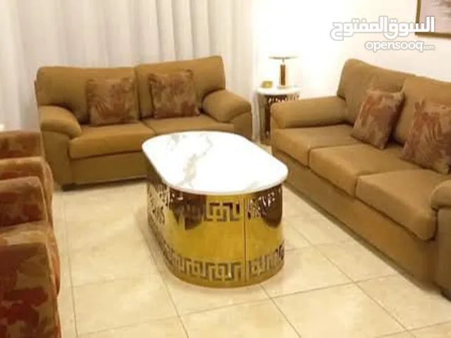 طقم  كنب  مستورد فاااخر م بحالة الوكالة مواصفات نخب   مريح جدا  خشب سويد متين