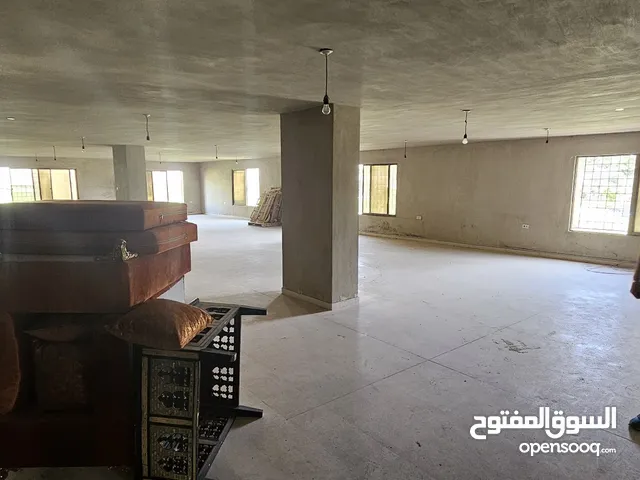 Unfurnished Full Floor in Amman Naour