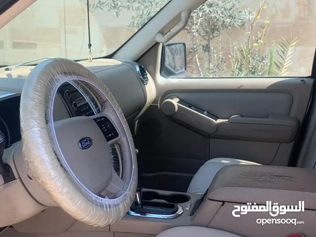 Used Ford Explorer in Zarqa