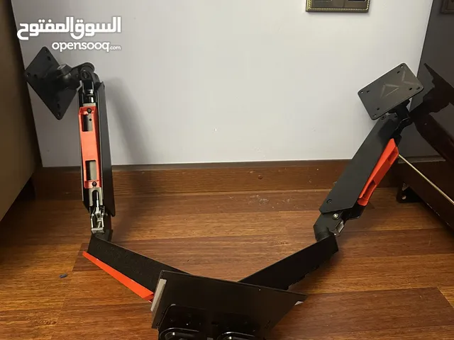 2 Monitor Arms with red light (Mastermind)