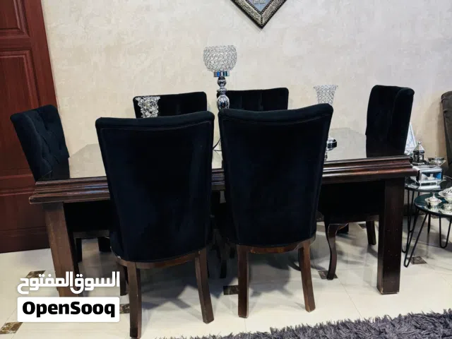 طاولة سفرة 6 كراسي خشب زان تفصيل وبوفيه شاشة خشب لاتية 18 استعمال نظيف