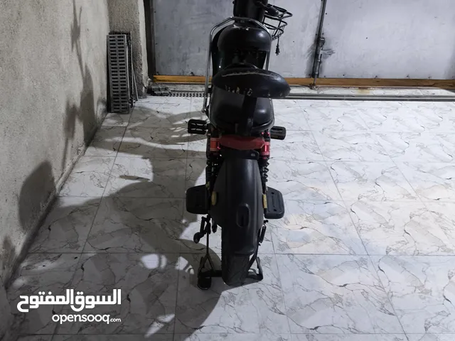 السلام عليكم دراجه شحن الدراجه 70%نضيفه الدراه يحتاجله لطاريات فقط وسعر بيه مجال للطيبين