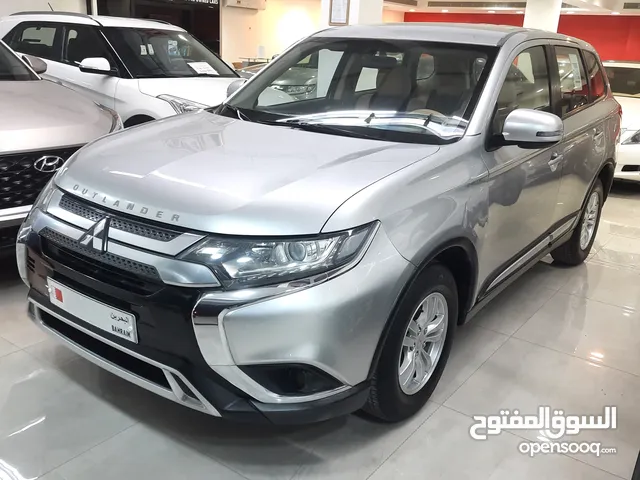 Mitsubishi Outlander 2019 Excellent condition for sale in bahrain