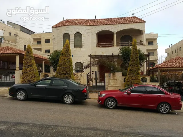 1000m2 4 Bedrooms Villa for Sale in Amman Jubaiha