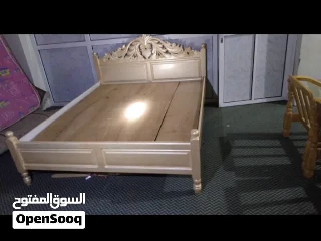 سرير نفرين خشب سويدي درجة اولى شبه جديد  مصبوغ صبغه ناريه حق السياره الكزز