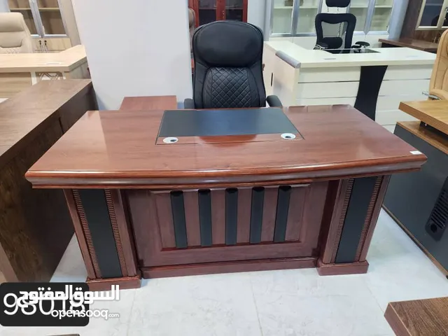 مكاتب سميك نوع فاخر حرف ال مقاس 160.سم