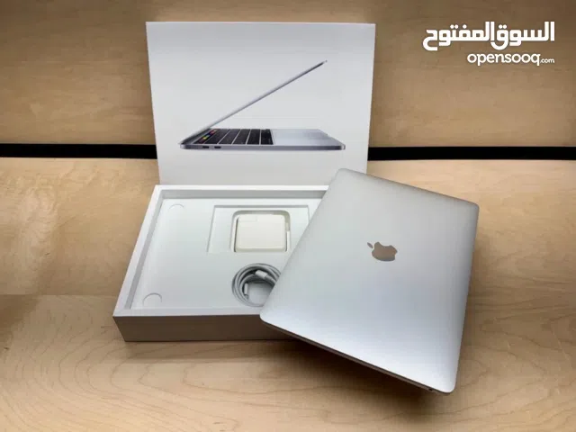 للبيع MacBook Pro بحالة ممتازة