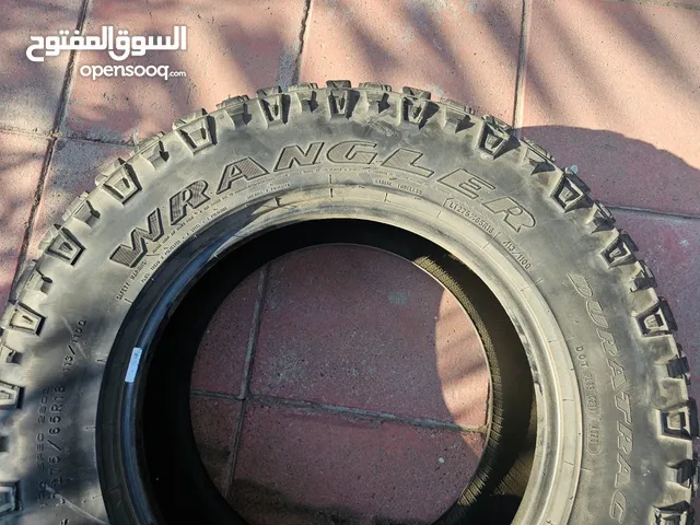 للبيع اطارات استخدام خفيف