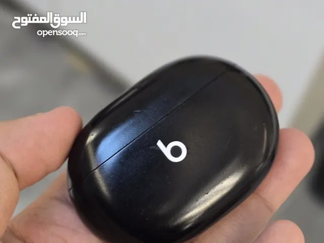 سماعات Beats Studio Buds استعمل نظيف