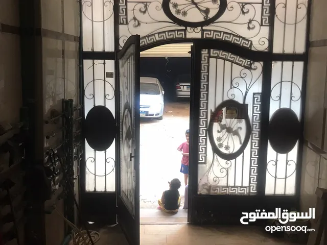 100 m2 2 Bedrooms Apartments for Sale in Cairo Gesr Al Suez