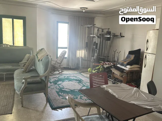 مشاركة سكن شقة 3 غرف و 3 حمامات