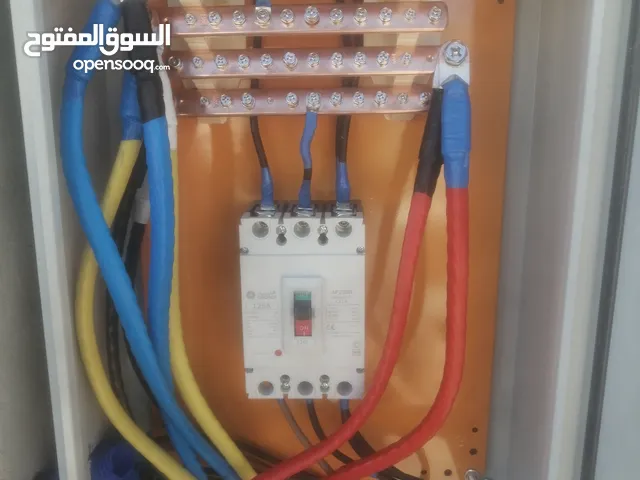 كهربائي مصري