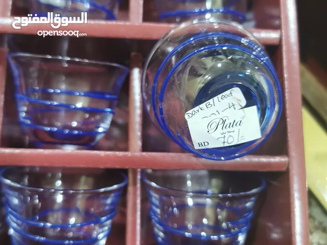 فناجين قهوة من بلاتا